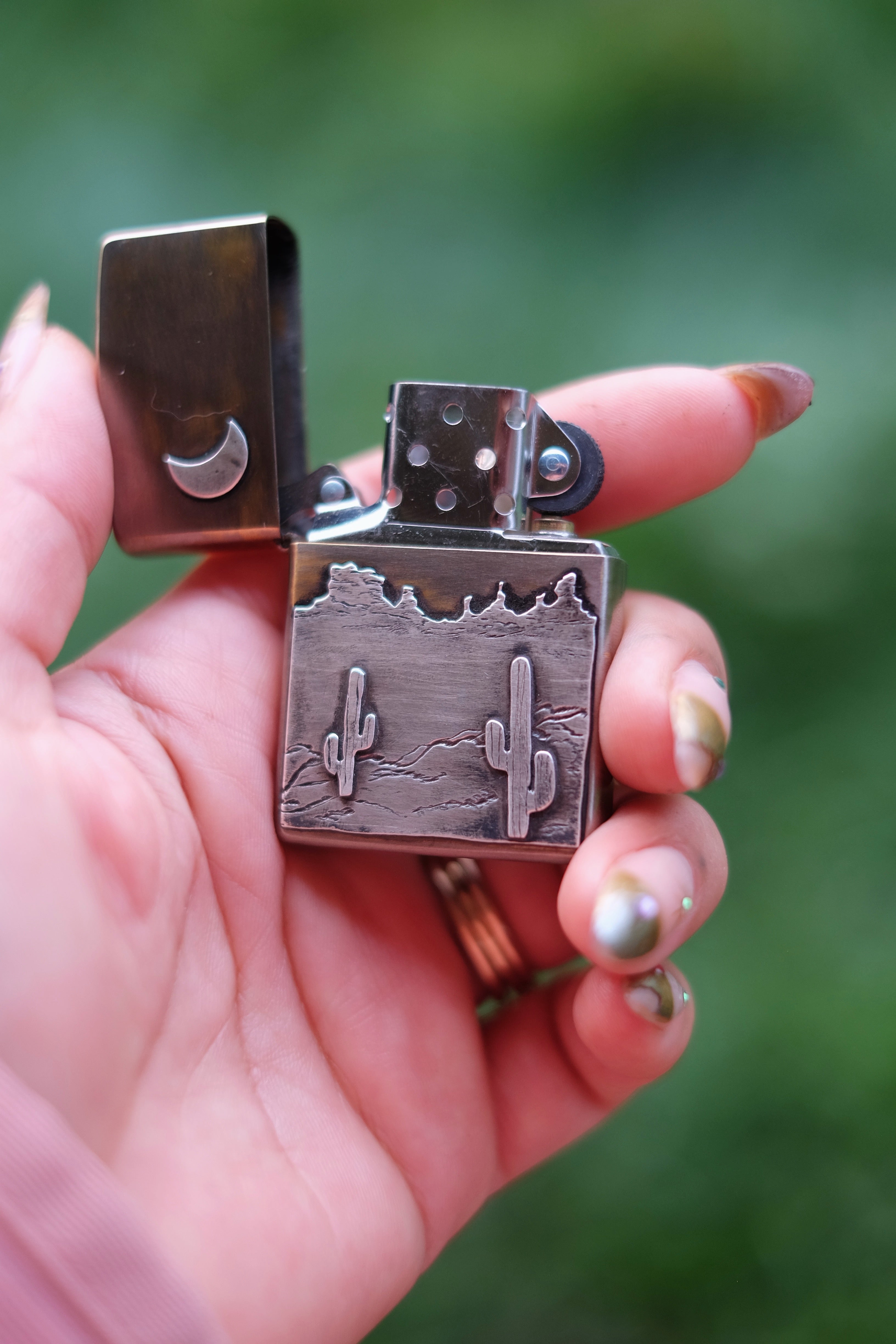 Desert Moon Zippo