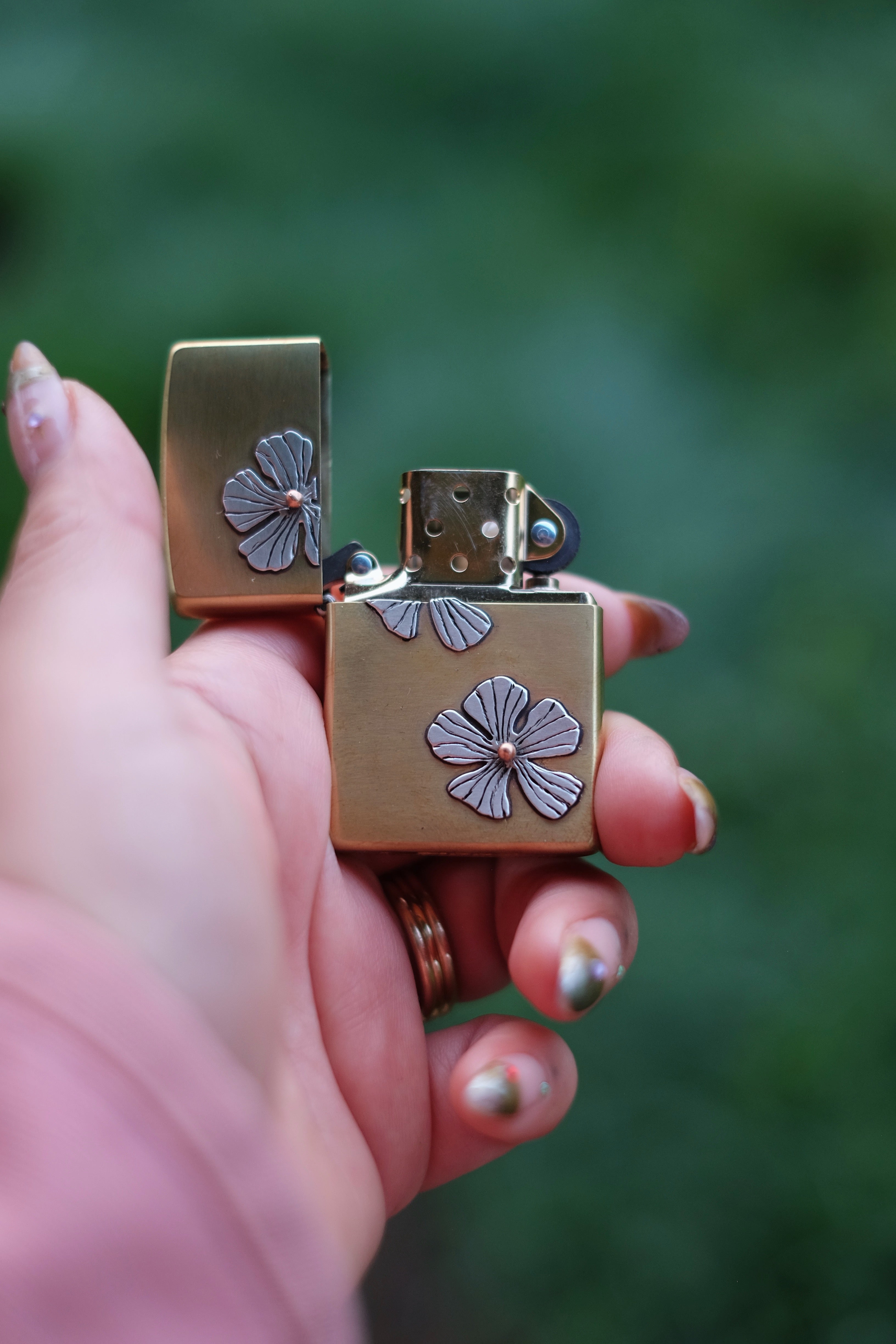 Flower Bloom Zippo