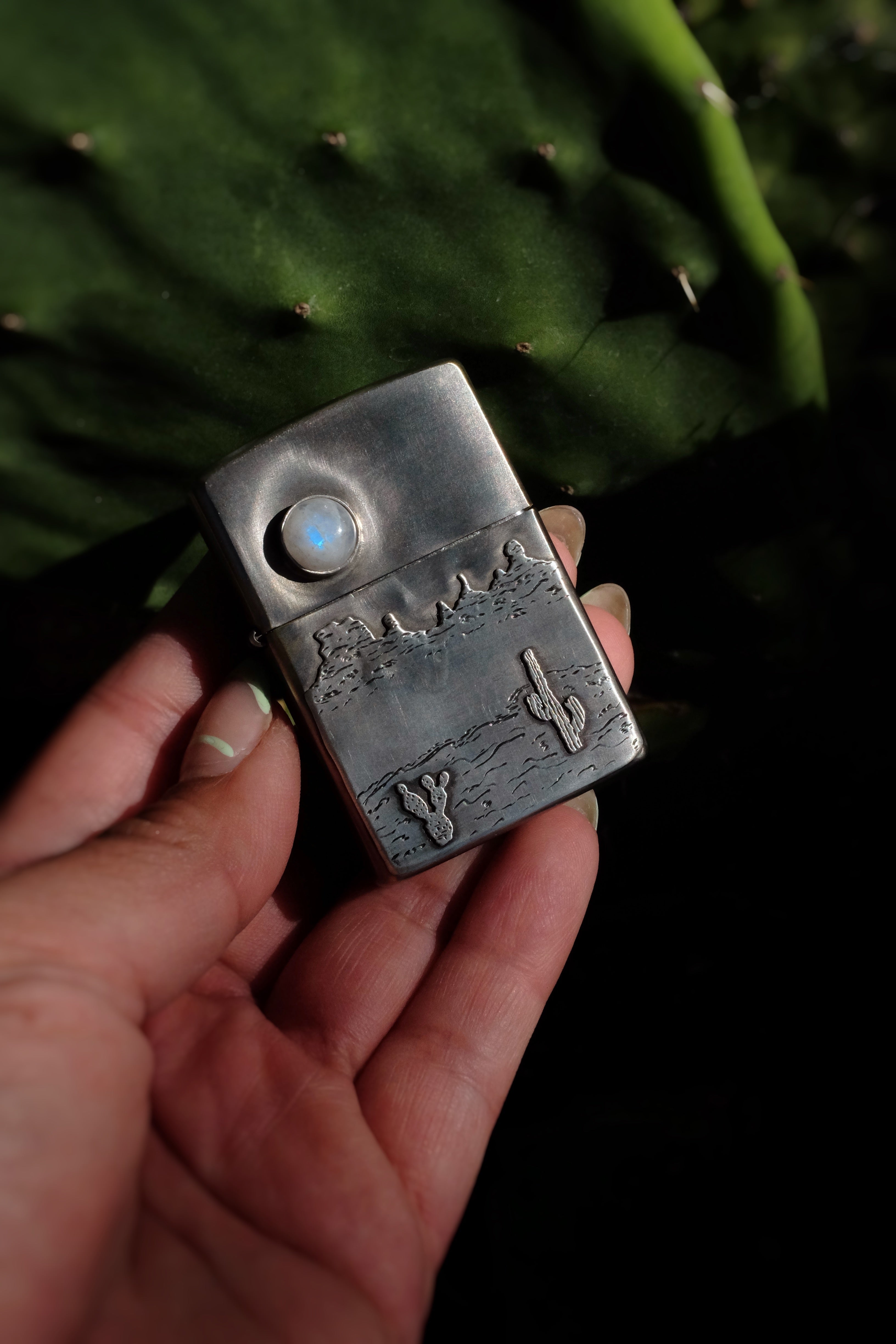 Moonstone Mountain Zippo