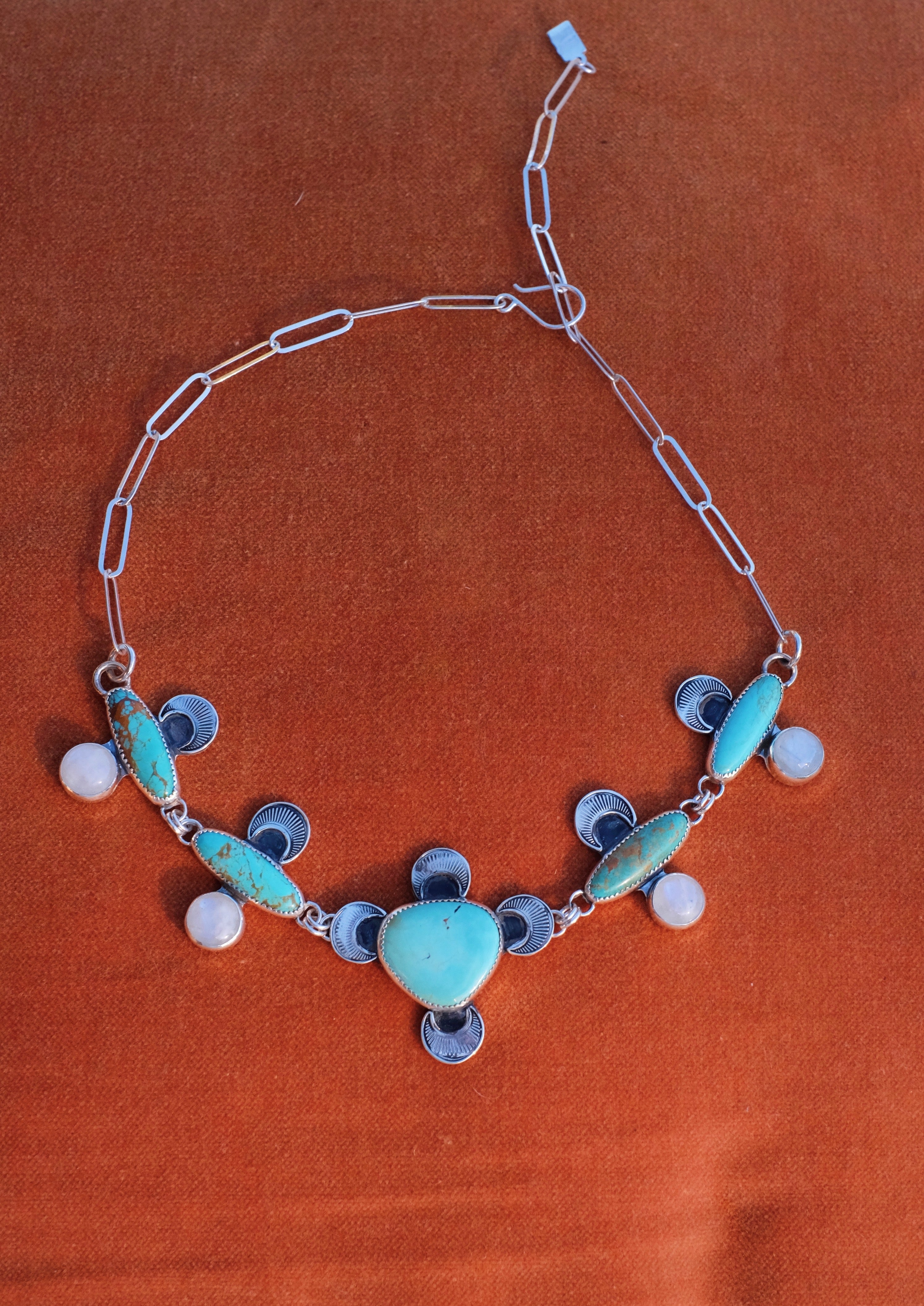 Moon Tide Chocker