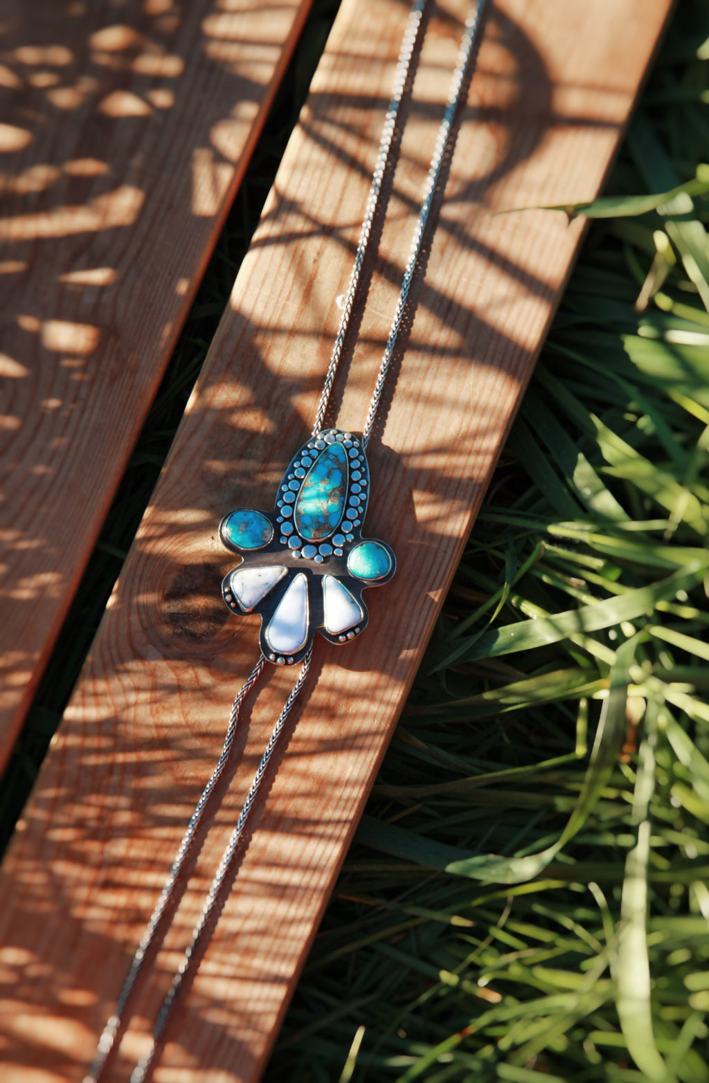 Stepping Stone Chain Bolo