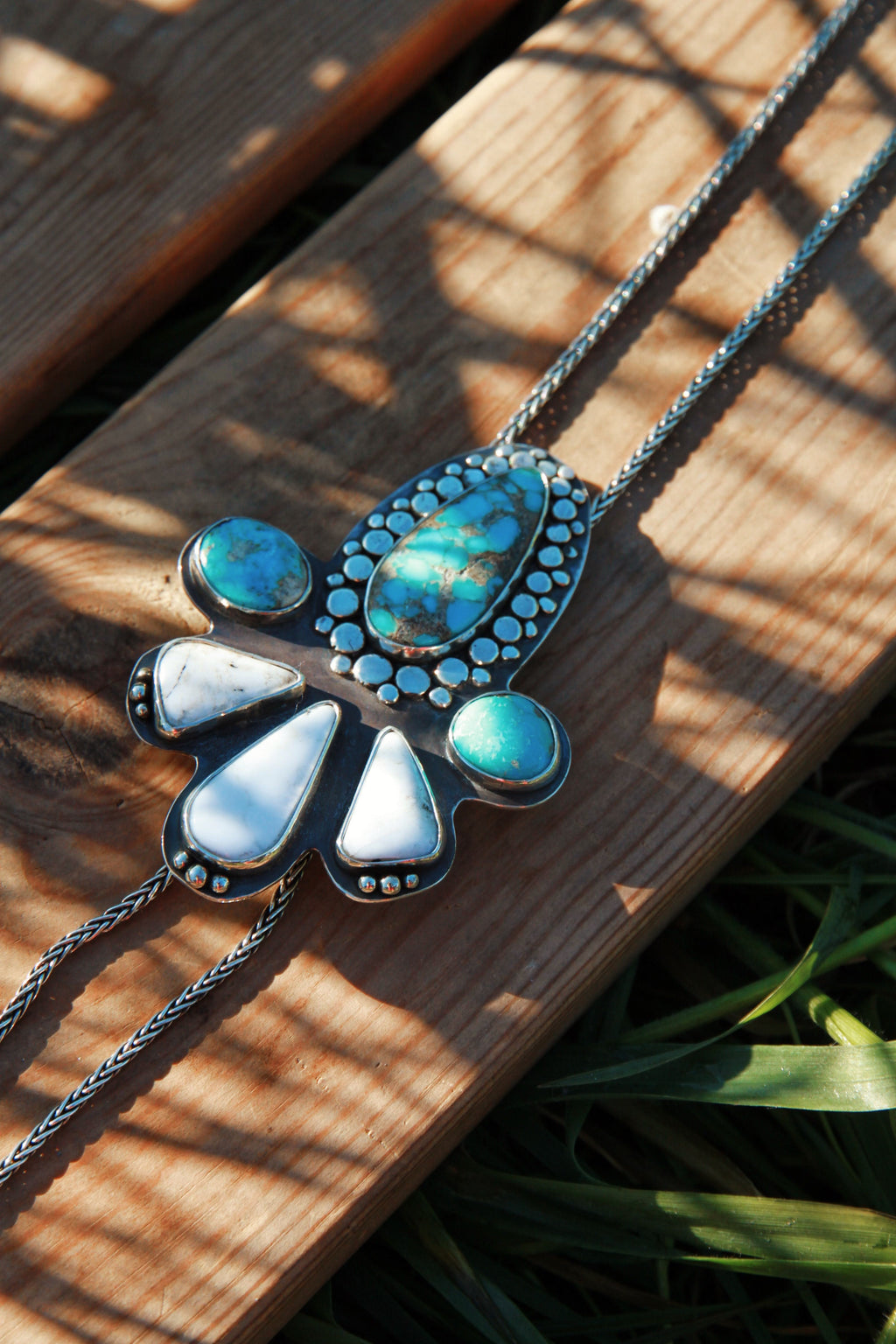 Stepping Stone Chain Bolo